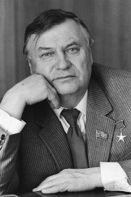 Автор «Алексеев Михаил Николаевич»